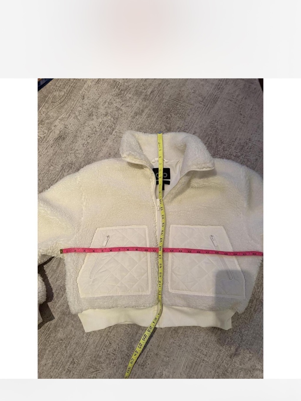 ALO Yoga Edge White Cropped Sherpa Jacket Zip up fleece w quilted pockets M - Picture 6 of 7
